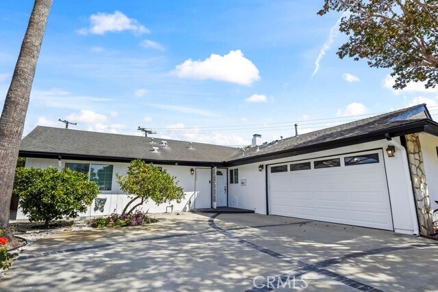 Building Photo - 5952 Par Cir