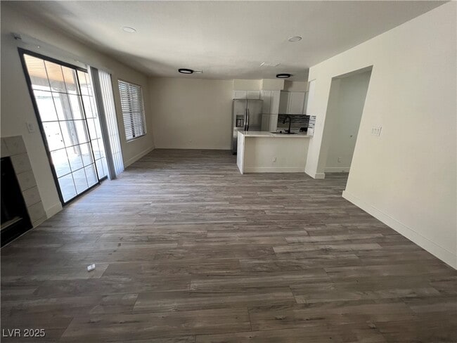 Building Photo - 2805 Willow Wind