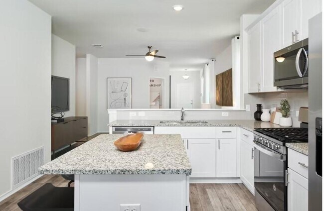 Building Photo - 152 Fiery Skipper Ln