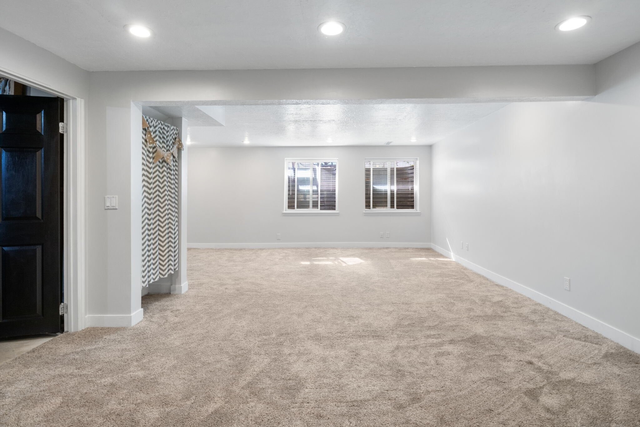 Building Photo - 318 Spyglass Dr