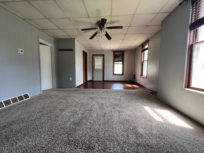 Building Photo - 2301 Hamill Ave