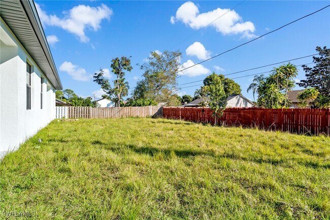 Building Photo - 2064 55th Terrace SW