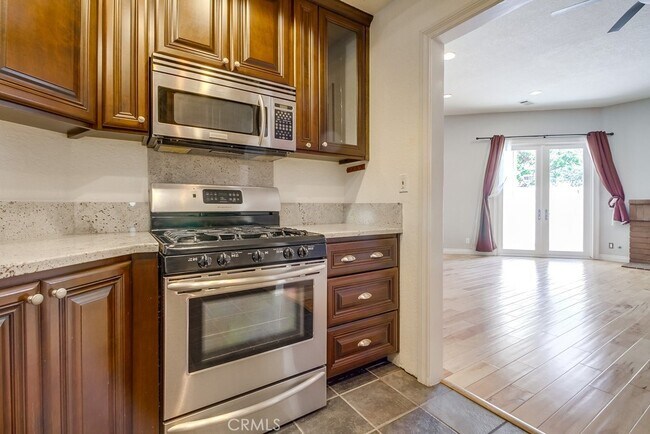 Building Photo - 24351 Marquis Ct