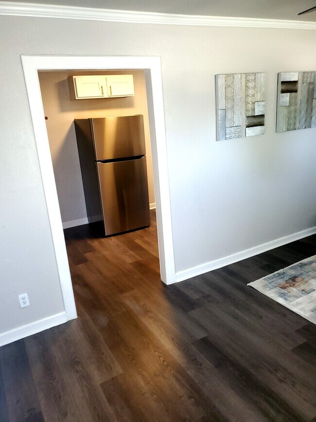 Building Photo - 1538 NE 42nd St