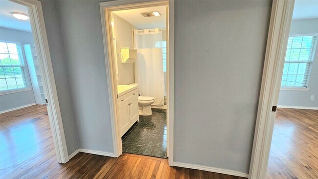 Building Photo - 5075 FM 5