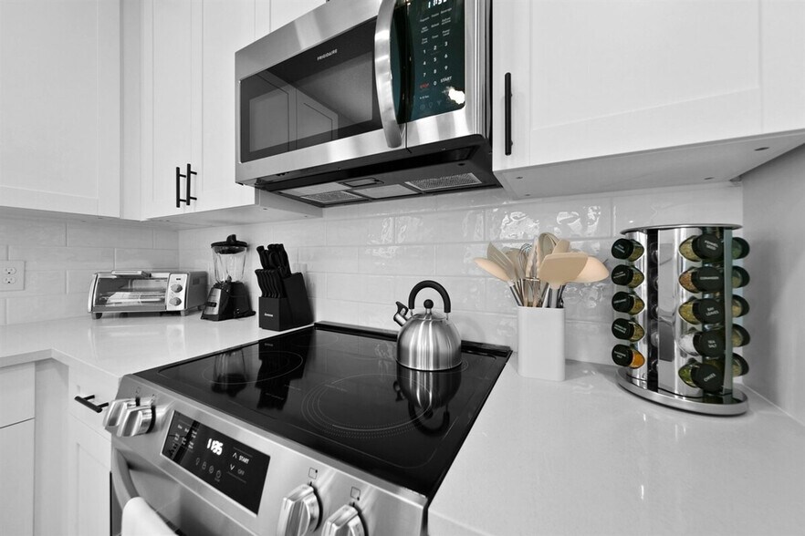 Building Photo - 11830 Buckfield Cir