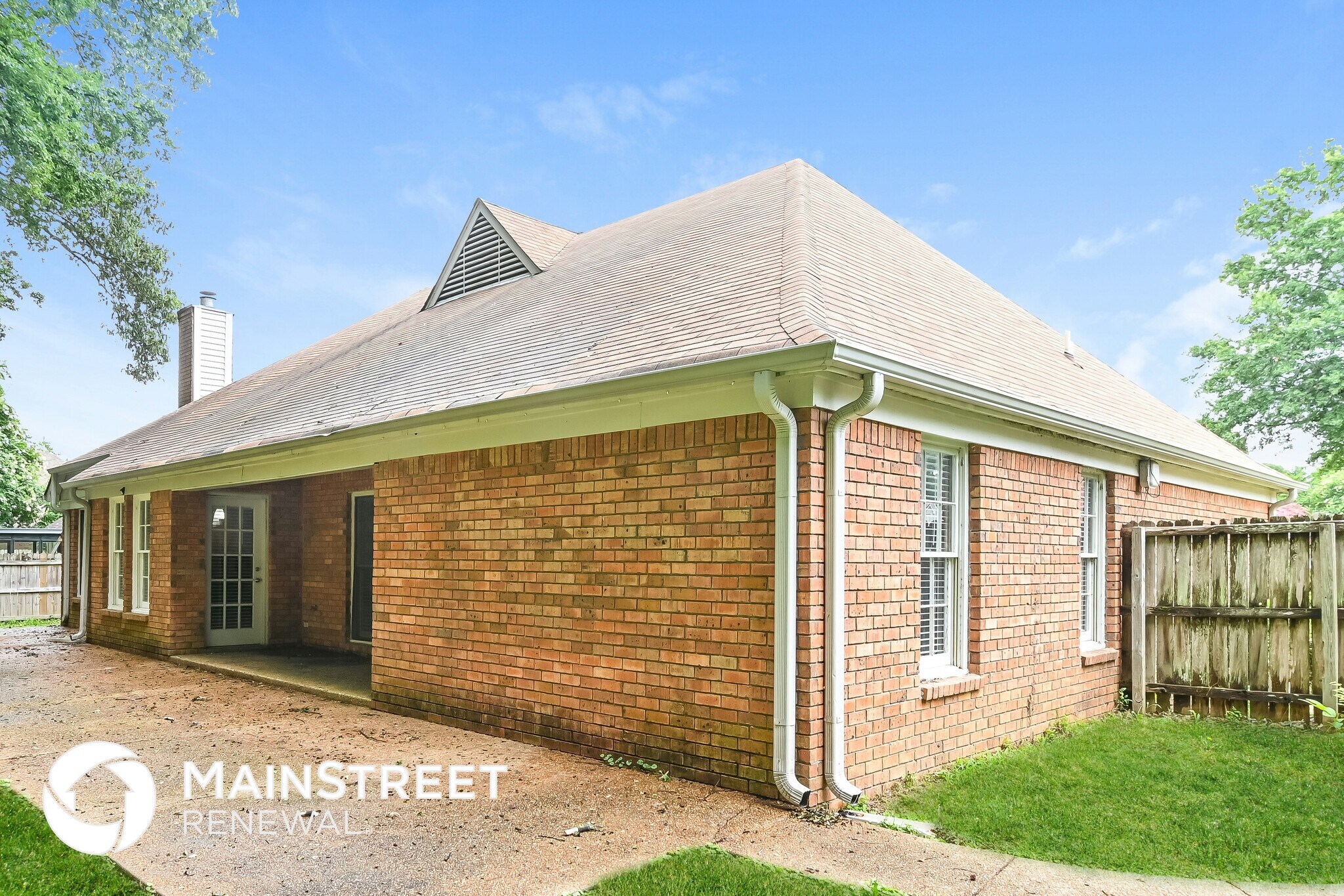 Building Photo - 4227 Old Forest Rd