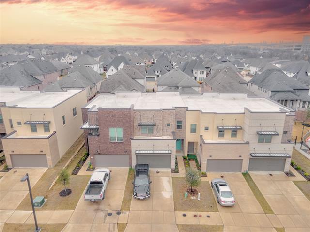 Building Photo - 1054 Maverick Dr