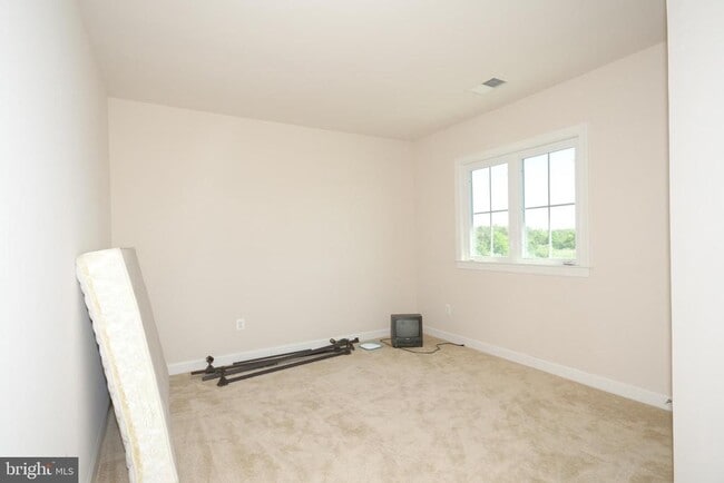 Building Photo - 38918 Blue Indigo Rd