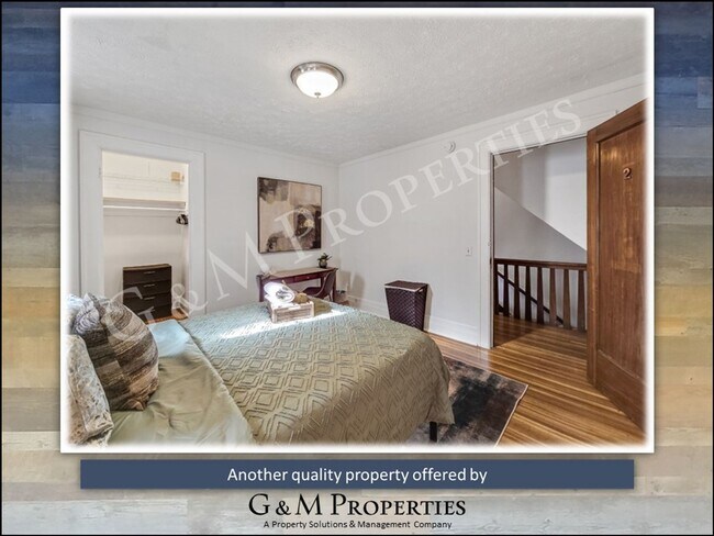 Building Photo - Rare Park Ave Rental – Spacious 3-Bedroom with Original Charm