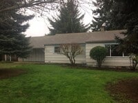 Building Photo - House for Rent!