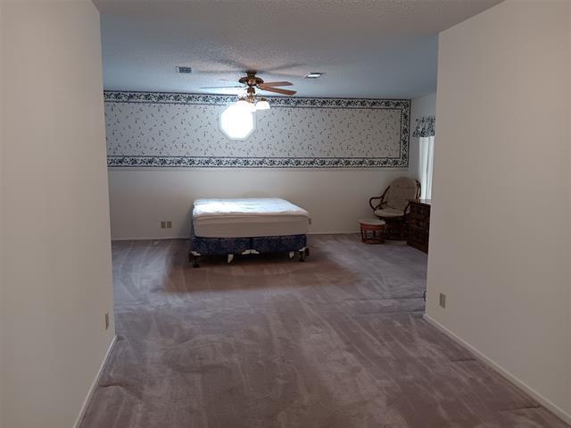 Building Photo - 519 Jolly Dr