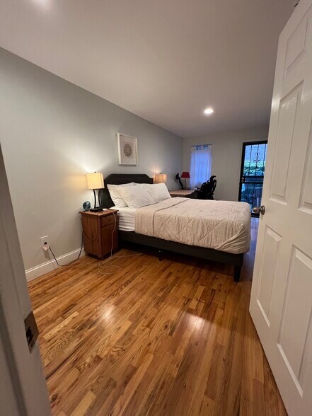 Building Photo - 507 W 173rd St