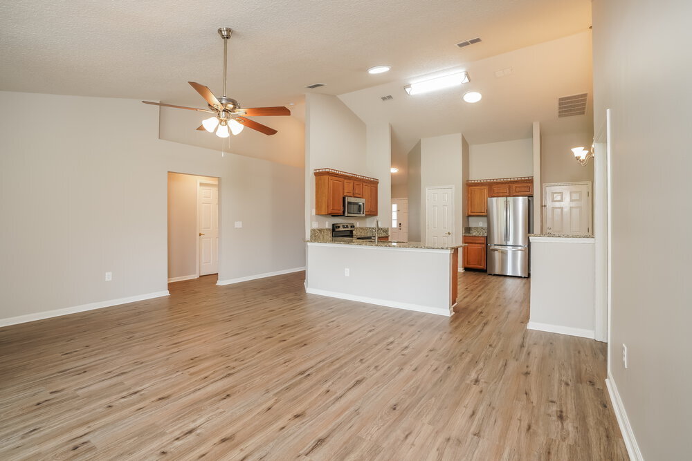 Building Photo - 2731 Creek Ridge Dr