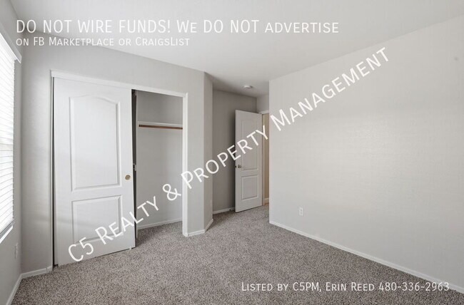 Building Photo - 12541 W Woodland Ave