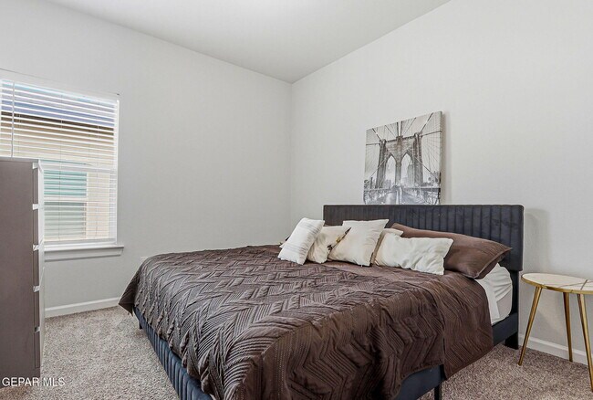 Building Photo - 6556 Ta Suil Pl