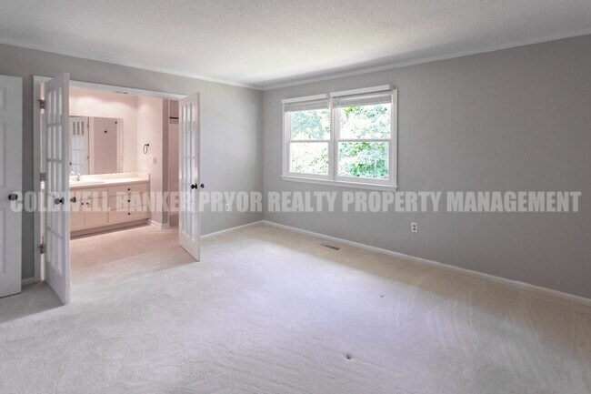 Building Photo - 211 Sandpiper Ln