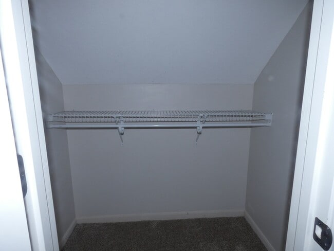 Building Photo - 11407 N Bristol Ave