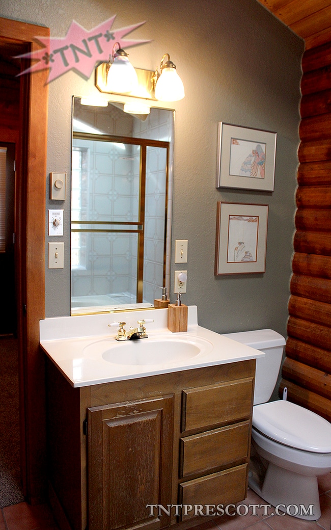 Building Photo - Cabin in Prescott ~ HOLD*