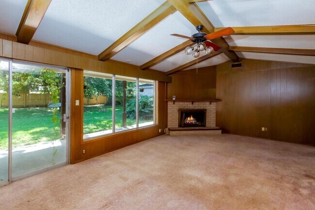 Building Photo - 1510 Belvedere Dr