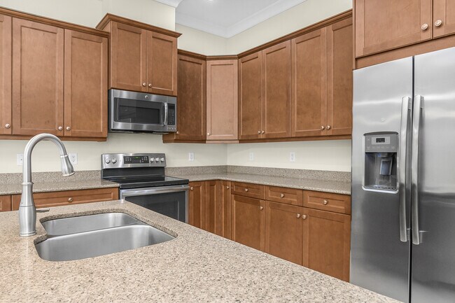 Building Photo - 7162 Dominica Dr