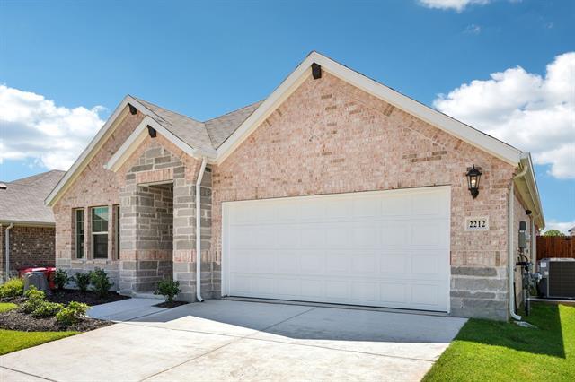 Building Photo - 2212 Dunbar Dr