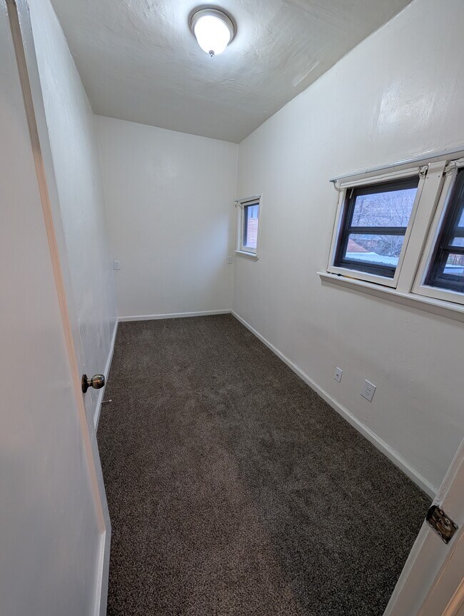 Building Photo - 238 N 300 W