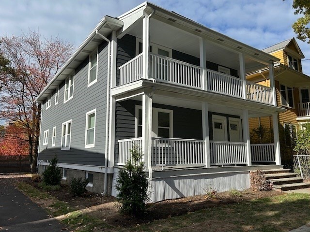 Building Photo - 86 Aberdeen Ave