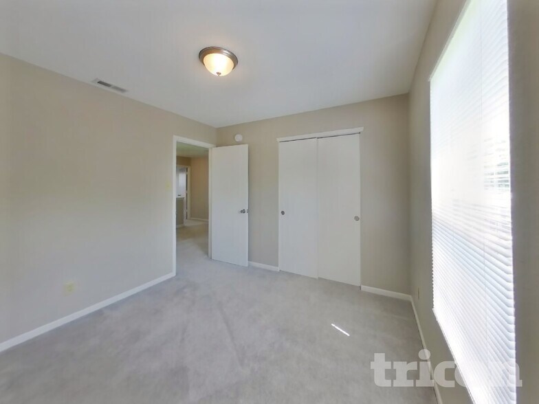 Building Photo - 7629 Mansfield Way