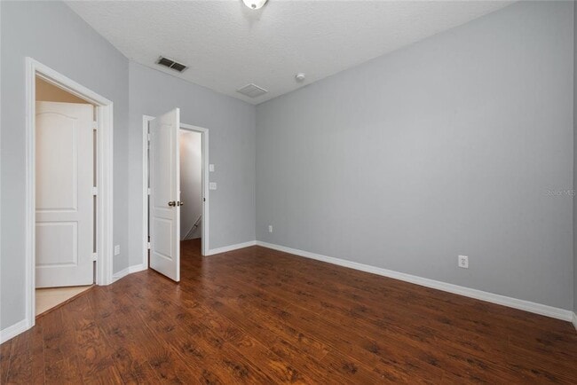 Building Photo - 9313 Jasmine Flower Ln