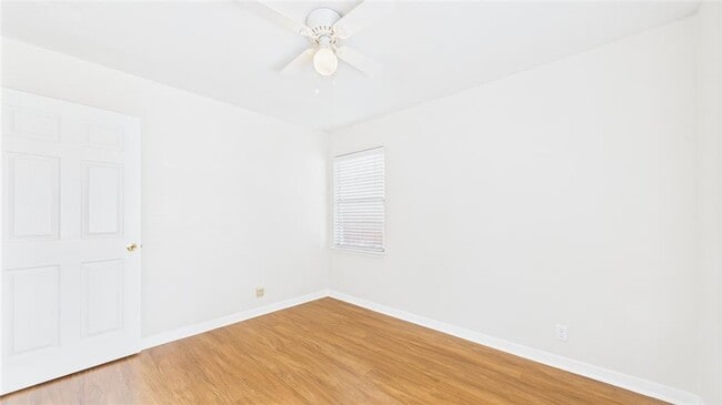 Building Photo - 2318 Reinerman St