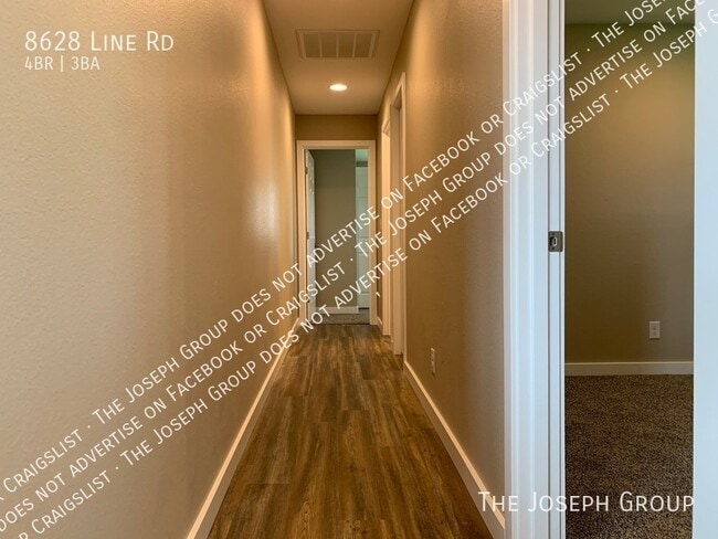 Building Photo - 8628 Line Rd