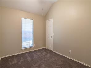 Building Photo - 10804 Huntington Rd