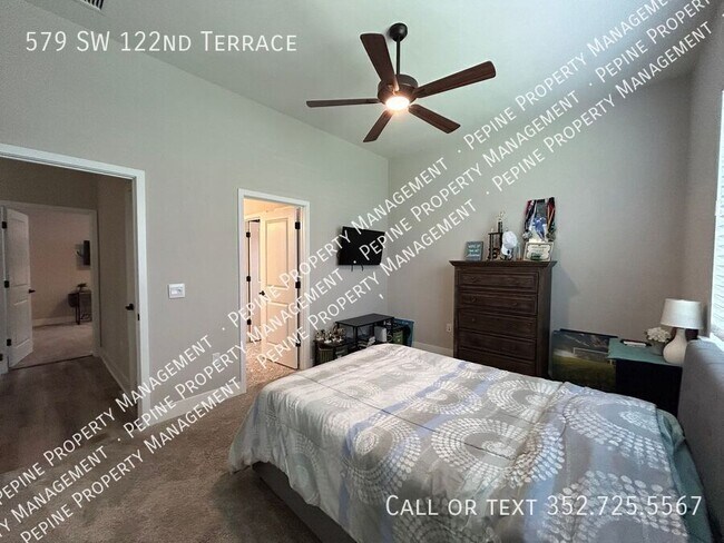 Building Photo - 579 SW 122nd Terrace