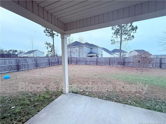 Building Photo - 471 Century Dr