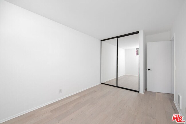 Building Photo - 29235 Heathercliff Rd