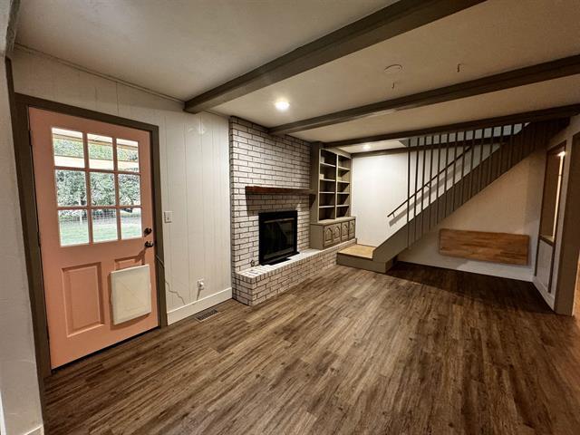 Building Photo - 2820 Sunnybrook Ln