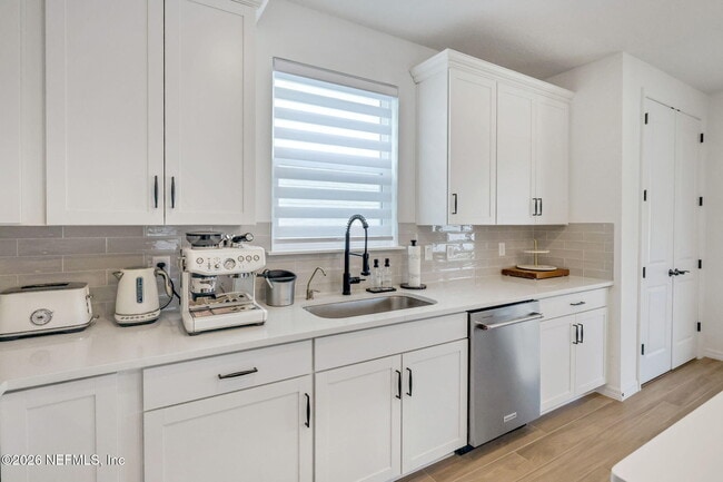 Building Photo - 72 Flintlock Ln