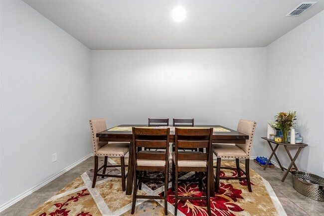 Building Photo - 417 Destin Dr