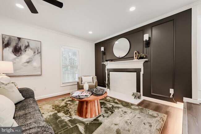 Building Photo - 8573 Black Star Cir