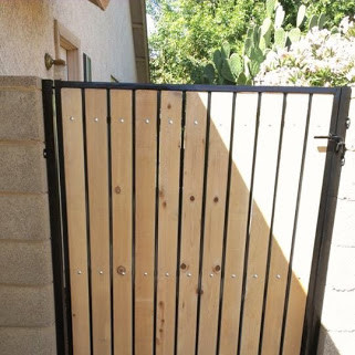 Block wall yard -security gates - 346 E Virginia Cir