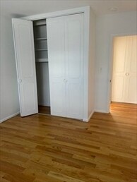 Building Photo - 166 Lake Shore Rd