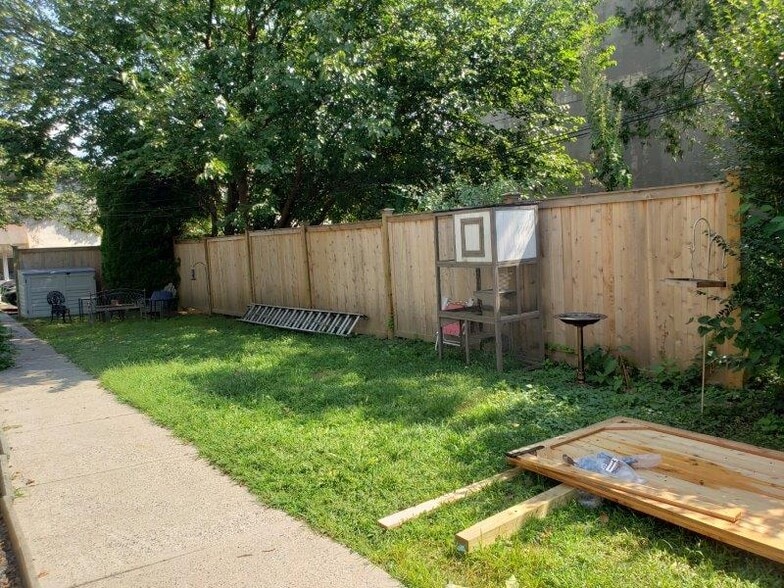 Building Photo - 8409 Germantown Ave