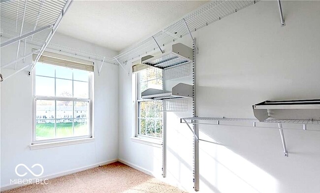 Building Photo - 9008 Rider Dr