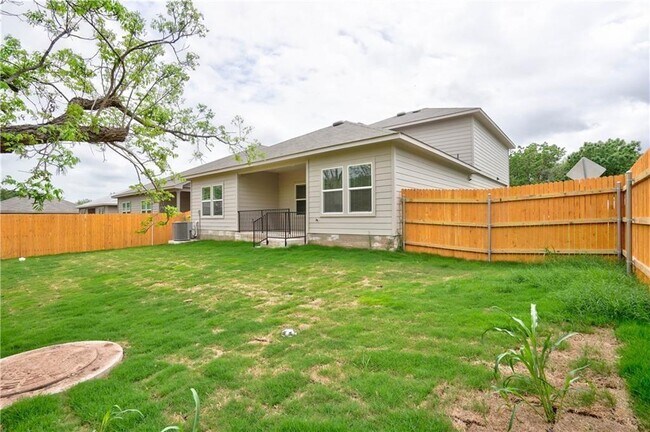 Building Photo - 14500 Fitzgibbon Dr