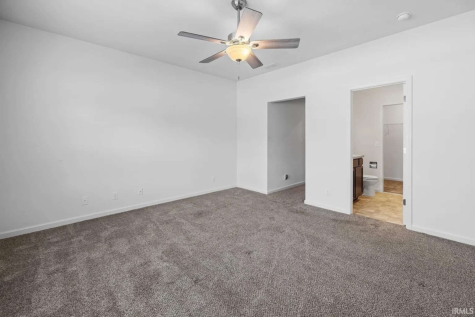 Building Photo - 2911 Poinciana Dr