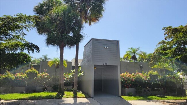 Building Photo - 4001 S Beneva Rd