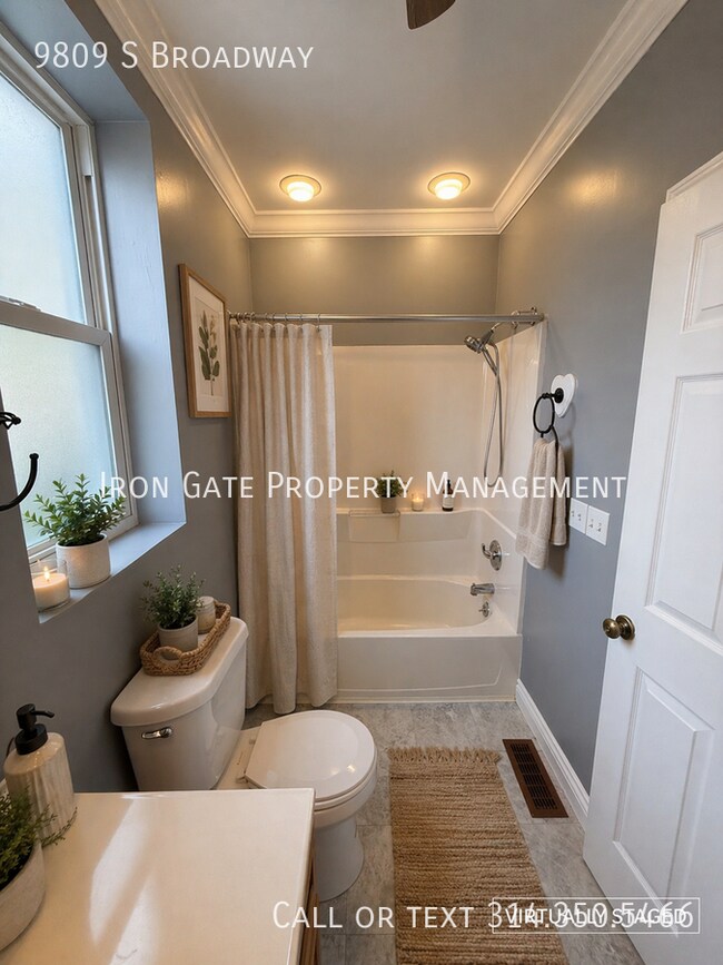 Building Photo - 9809 S Broadway