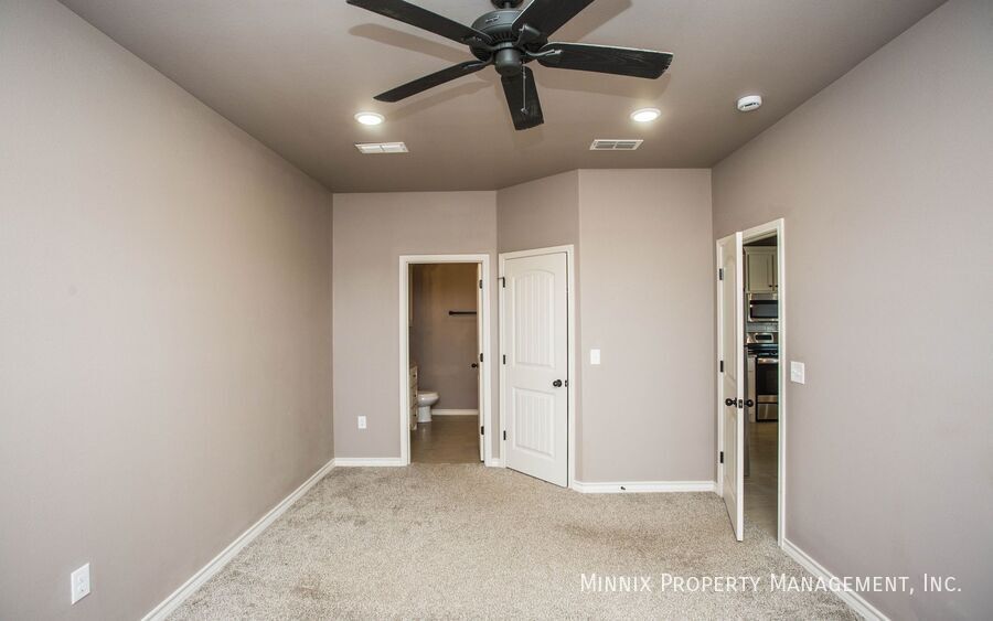 Building Photo - 1503 Avenue O