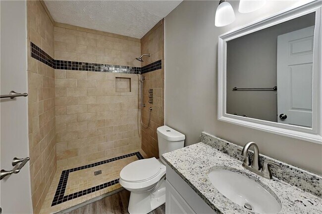 Building Photo - 2078 Arrowhead Trail